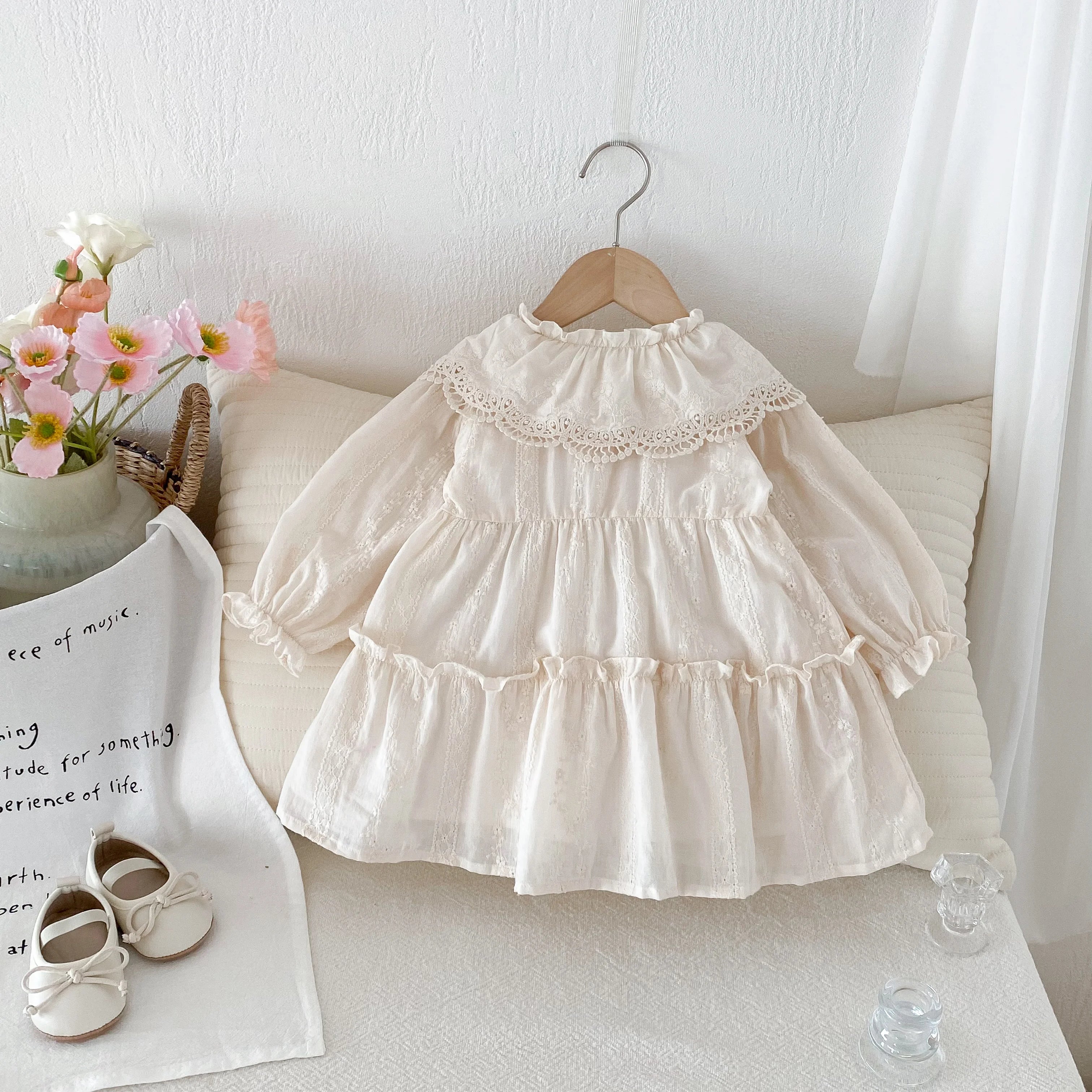 Pretty Lace Collar Dress