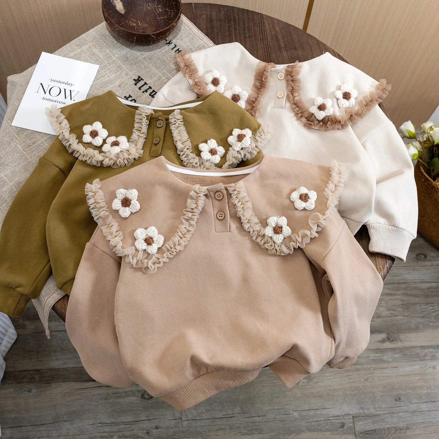 Flower Embroidery Collar Jumper