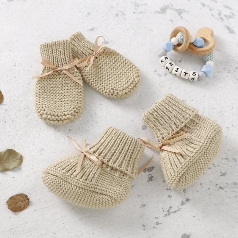 Baby Knitted Shoes & Mittens - Belle Baby