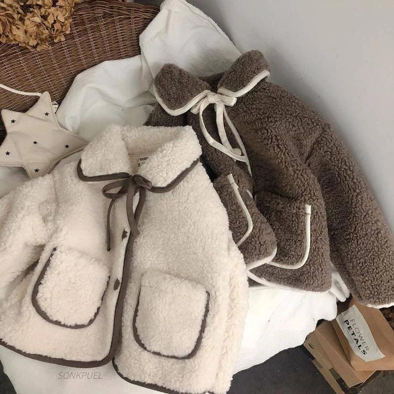 Pretty Lined Collar Fleece Coat